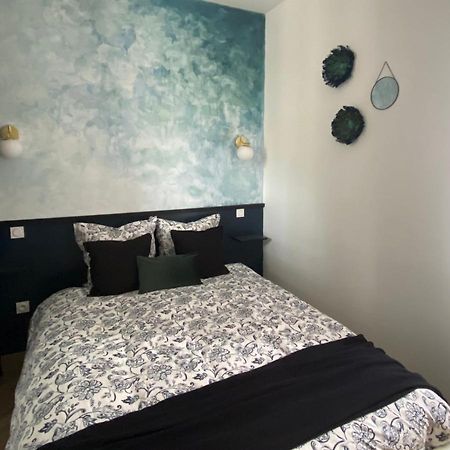 La Suite Dandy - Beau T2 -Terrasse, Parking Gratuit, Climatisation Bagnères-de-Bigorre Eksteriør billede