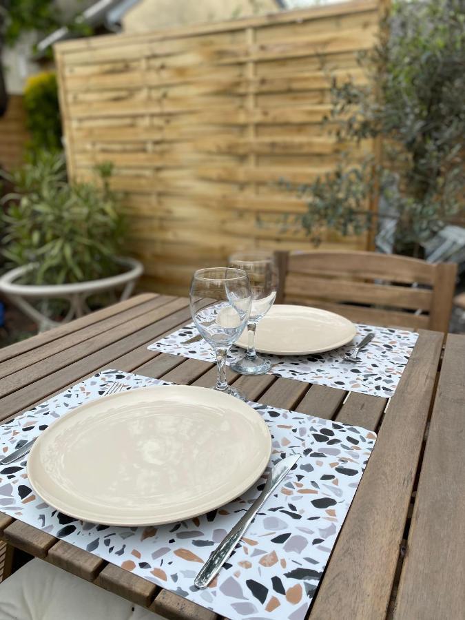 La Suite Dandy - Beau T2 -Terrasse, Parking Gratuit, Climatisation Bagnères-de-Bigorre Eksteriør billede